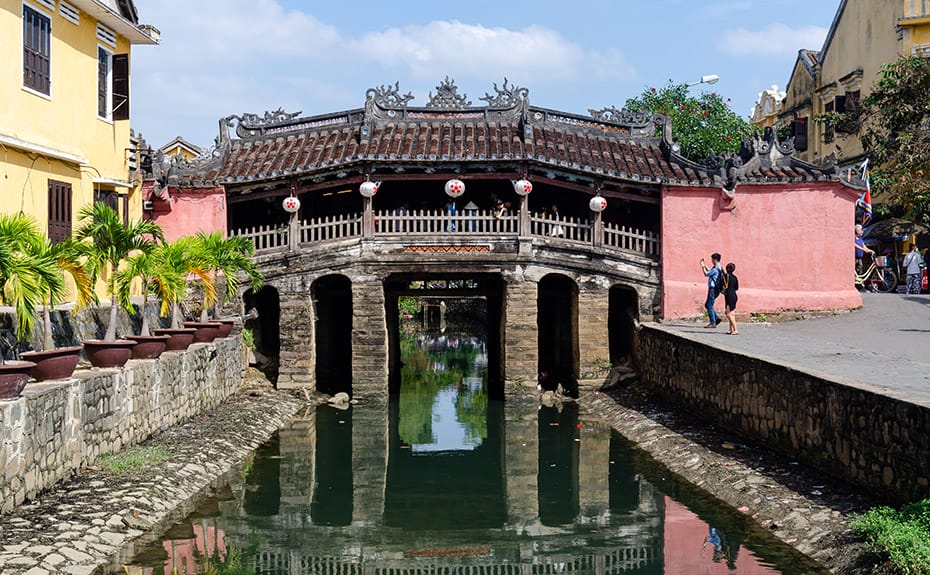 An Lam Ninh Van Bay – The Jungle Peninsula Escape Only Boats Can Reach